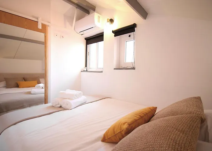 度假居 Lady Vine By Lady Collection *